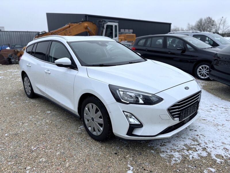 Gebraucht Ford Focus Cool & Connect 150 PS (110 kW) 2020 Weiß Limousine