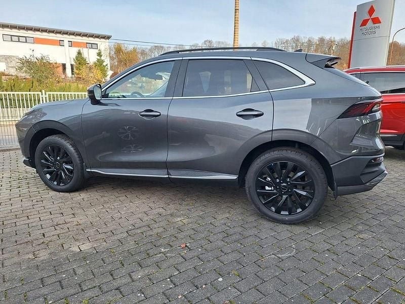 Neu DFSK Forthing 5 177 PS (130 kW) 2025 Grau SUV