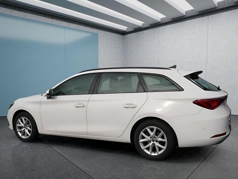 Usata Seat Leon 150 CV (110 kW) 2022 Bianco Berlina