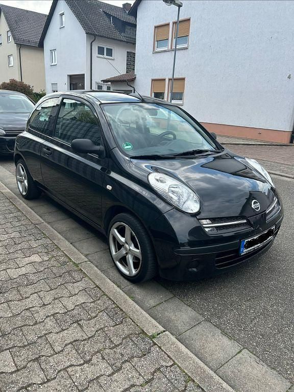 Usado Nissan Micra Acenta 65 HP (47 kW) 2006 Preto Sedan