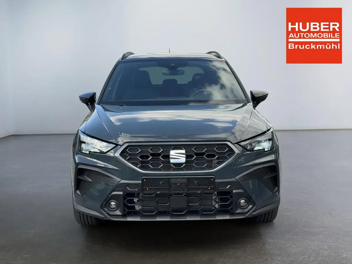 Neu Seat Arona Style 116 PS (85 kW) 2026 Fjord blau / schwarzes dach SUV