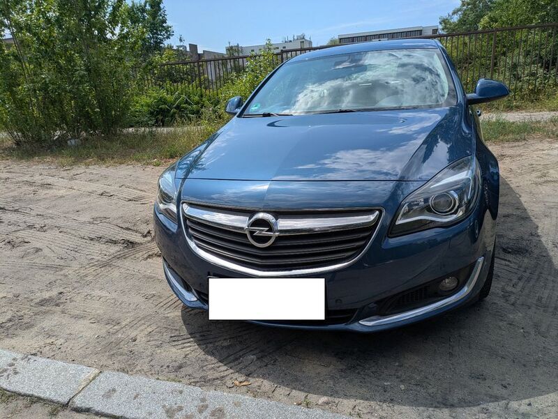 Blau Gebraucht 2015 Opel Insignia Business Edition Limousine | 11.500 € (Fairer Preis) - Bild 1/4