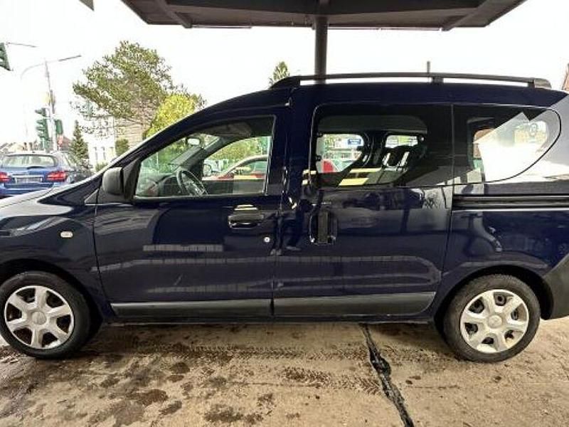 Gebraucht Dacia Dokker Acces 102 PS (75 kW) 2017 Blau Van / Kleinbus