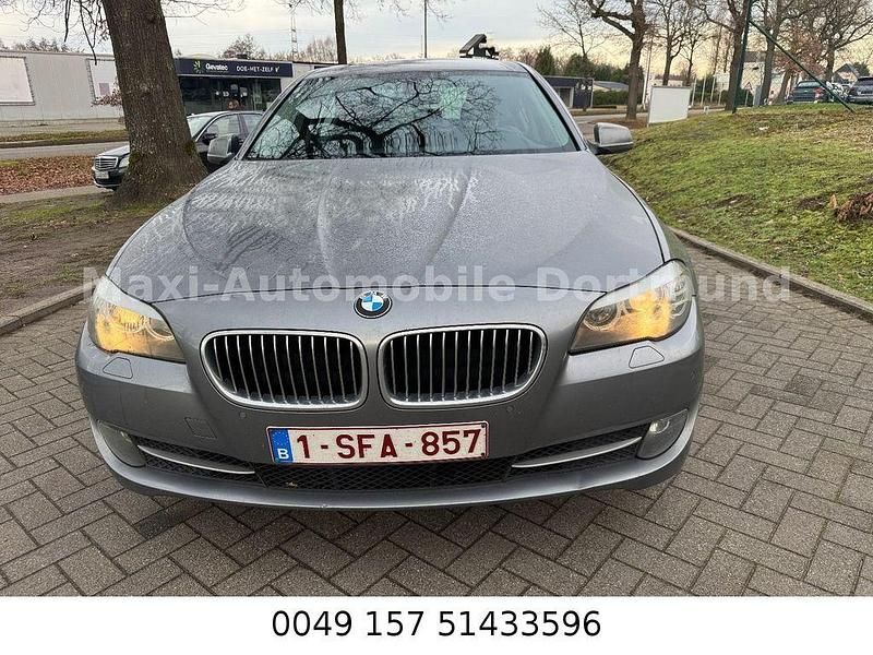 Gebraucht BMW 520 184 PS (135 kW) 2011 Grau Limousine