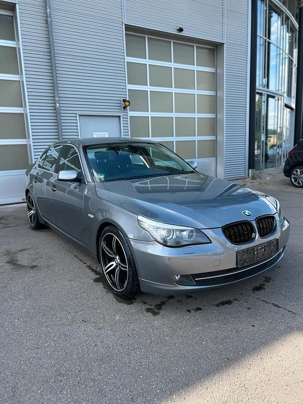 Grau Gebraucht 2008 BMW 523 Limousine | 4.800 € (Guter Preis) - Bild 1/4