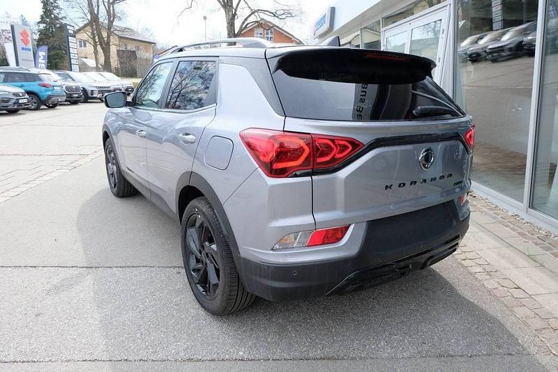 Neu KGM Korando 163 PS (119 kW) 2026 Schwarz SUV
