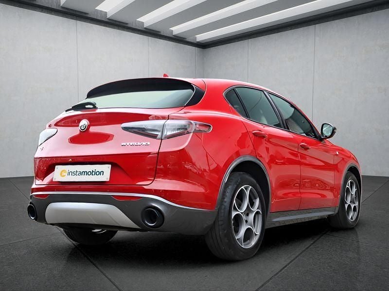 Gebraucht Alfa Romeo Stelvio 209 PS (153 kW) 2023 Rot SUV