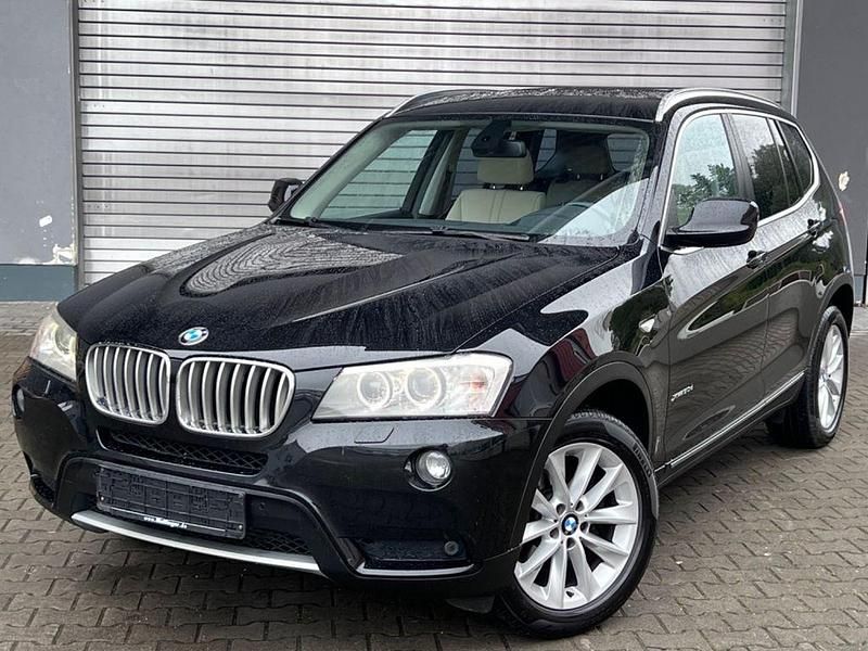 Schwarz Gebraucht 2011 BMW X3 Sport Line SUV | 12.690 € (Fairer Preis) - Bild 1/4