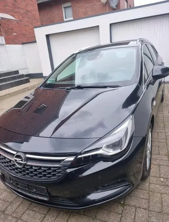 Gebraucht Opel Astra Edition 150 PS (110 kW) 2016 Schwarz Kombi