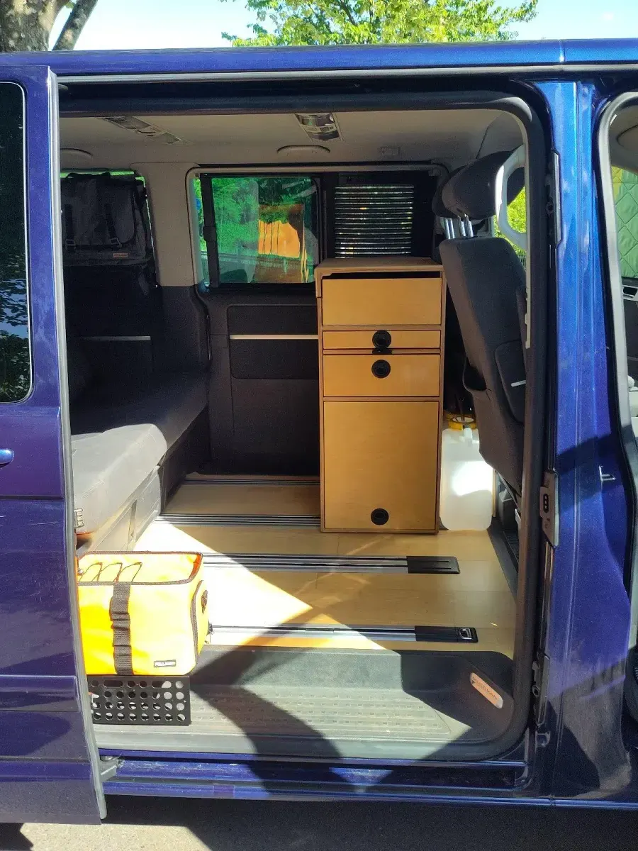 Gebraucht VW T5 131 PS (96 kW) 2004 Blau Van