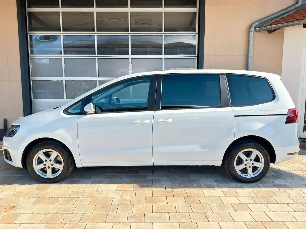 Gebraucht Seat Alhambra Reference 150 PS (110 kW) 2019 Pure white Van / Kleinbus