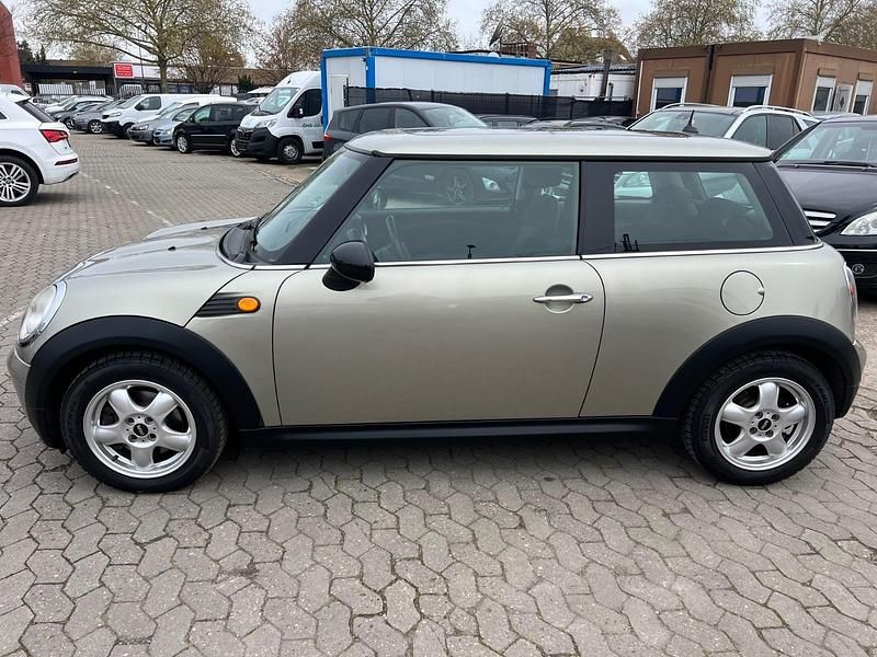 Second-hand Mini ONE 95 CP (69 kW) 2008 Bej Hatchback