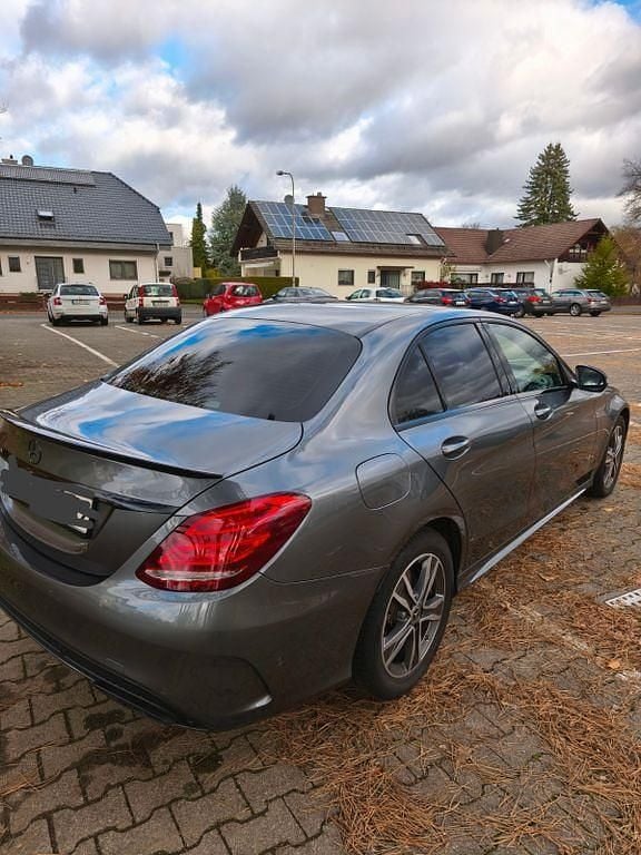 Gebraucht Mercedes C250 AMG line 211 PS (155 kW) 2018 Grau Limousine