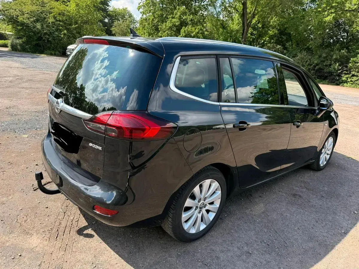 Gebraucht Opel Zafira Tourer Eco 170 PS (125 kW) 2015 Schwarz Van / Kleinbus