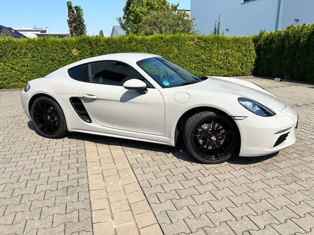 Gebraucht Porsche 718 299 PS (219 kW) 2023 Beige