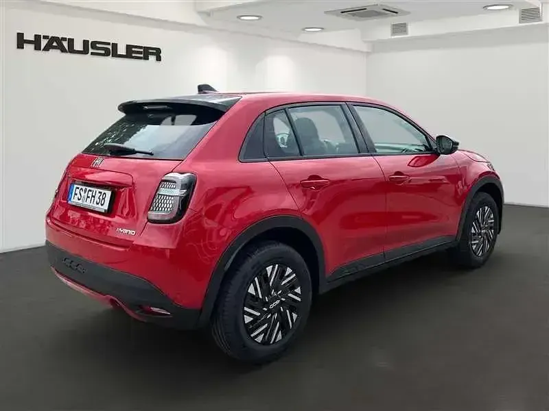 Second-hand Fiat 600 2025 Roșu SUV