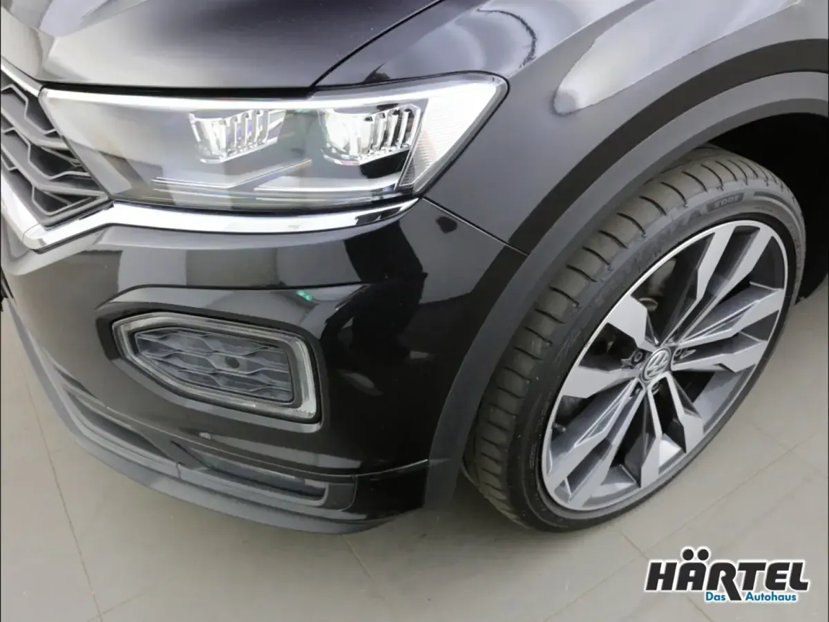 Gebraucht VW T-Roc United 150 PS (110 kW) 2020 Deep black perleffekt, pearl effect SUV