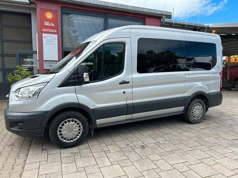 Gebraucht Ford Transit Trend 131 PS (96 kW) 2018 Silber Kombi