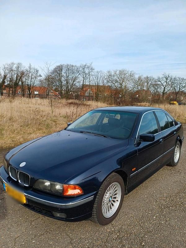Gebraucht BMW 523 170 PS (125 kW) 1999 Blau Limousine