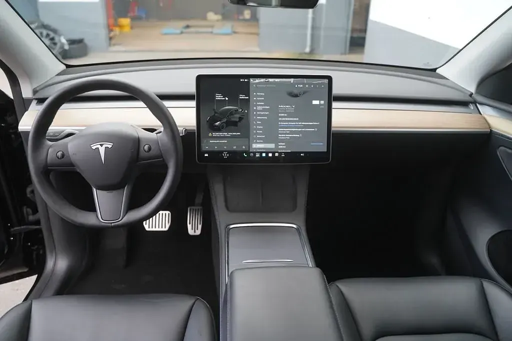 Gebraucht Tesla Model Y Long Range AWD 378 kW (514 PS) 2022 Schwarz SUV