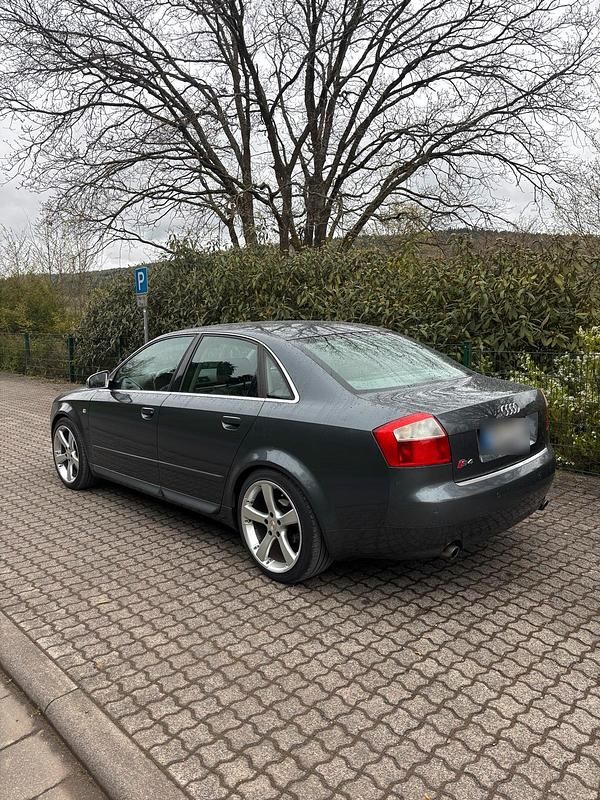 Gebraucht Audi A4 170 PS (125 kW) 2003 Grau Limousine