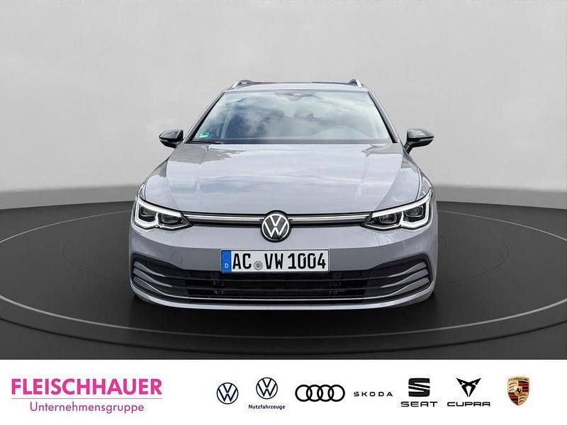 Gebraucht VW Golf VIII Move 150 PS (110 kW) 2024 Grau Kombi