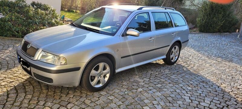 Silber Gebraucht 2008 Skoda Octavia Tour Kombi | 3.200 € (Fairer Preis) - Bild 1/4