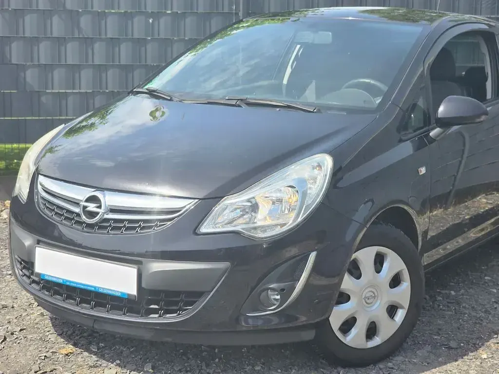 Gebraucht Opel Corsa 69 PS (50 kW) 2011 Schwarz Kleinwagen