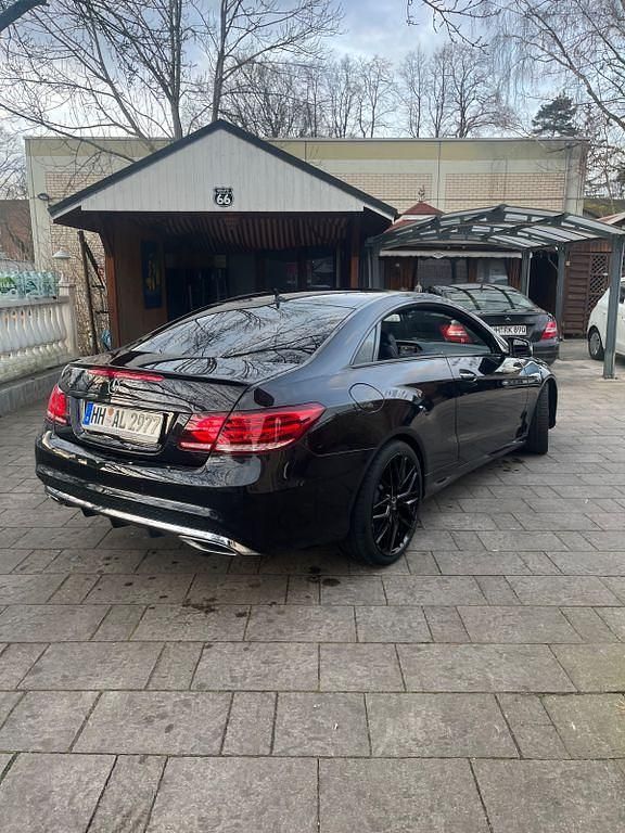 Usata Mercedes E350 252 CV (185 kW) 2013 Nero Coupé