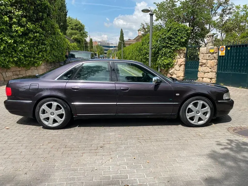 Gebraucht Audi S8 Sport 360 PS (264 kW) 2001 Schwarz Limousine