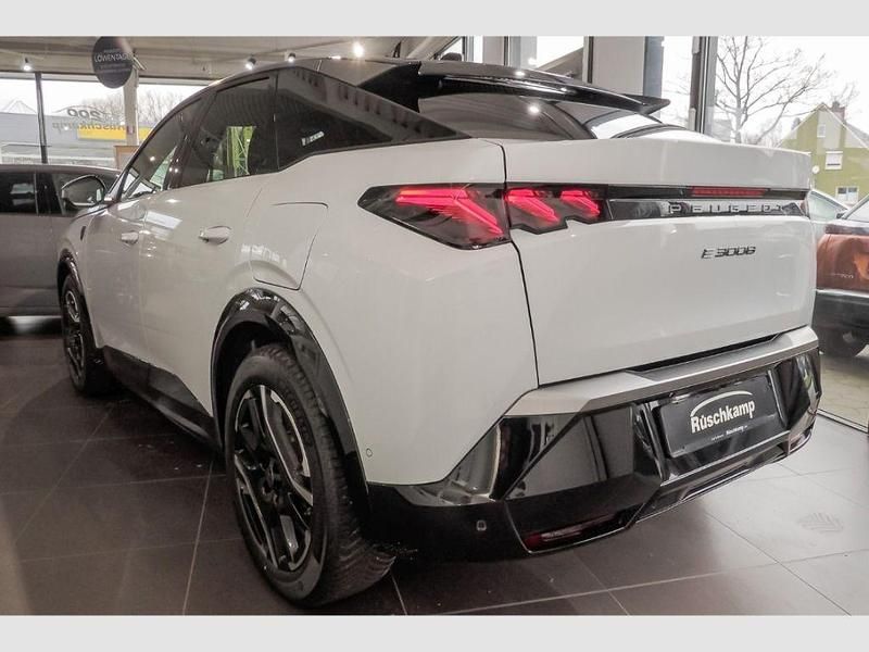 Gebraucht Peugeot e-3008 GT 156 kW (213 PS) 2025 Weiss SUV