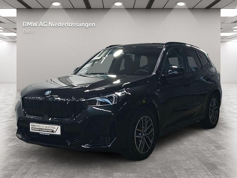 Schwarz Gebraucht 2023 BMW iX1 M Sport SUV | 42.900 € (Fairer Preis) - Bild 1/4
