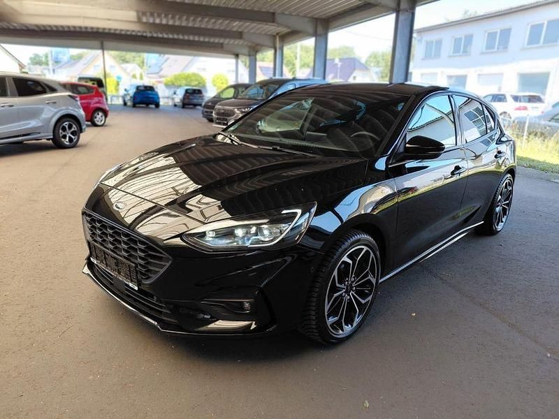 Gebraucht Ford Focus ST-Line 150 PS (110 kW) 2019 Schwarz Limousine