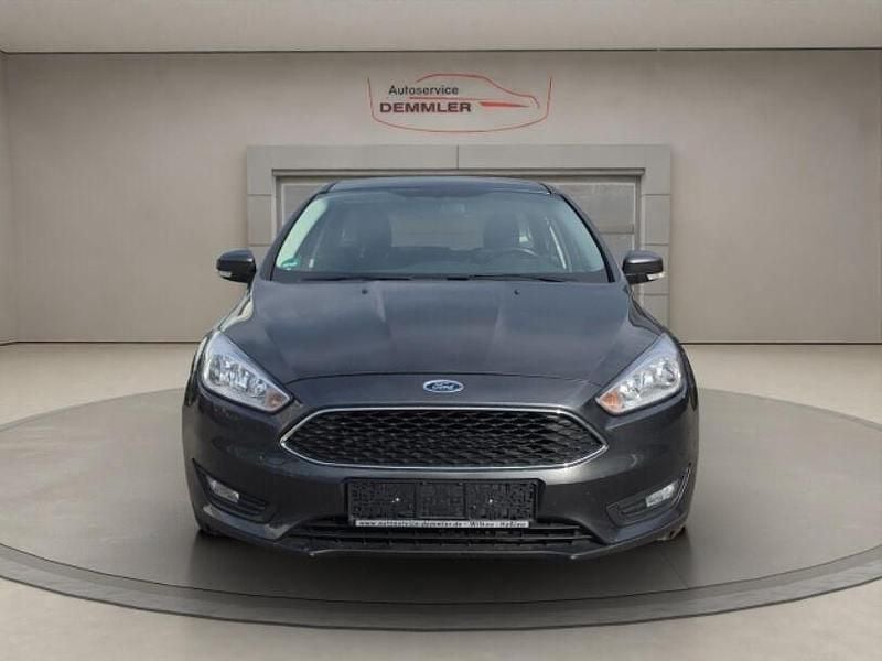 Gebraucht Ford Focus Business Edition 95 PS (69 kW) 2017 Magneticgrau Kombi