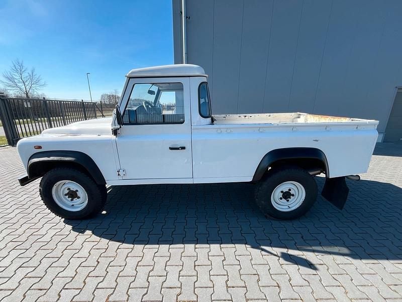 Gebraucht Land Rover Defender 122 PS (89 kW) 2011 Weiß Cabrio