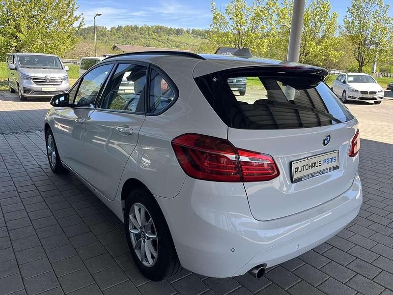 Gebraucht BMW 216 Active Tourer 116 PS (85 kW) 2017 Alpinweiss iii Van / Kleinbus