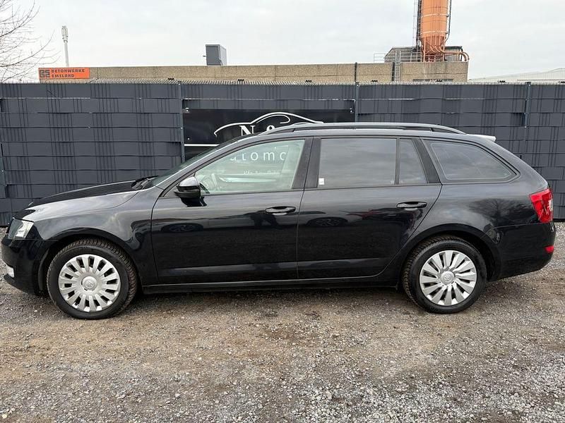 Gebraucht Skoda Octavia Ambition 150 PS (110 kW) 2014 Schwarz Kombi