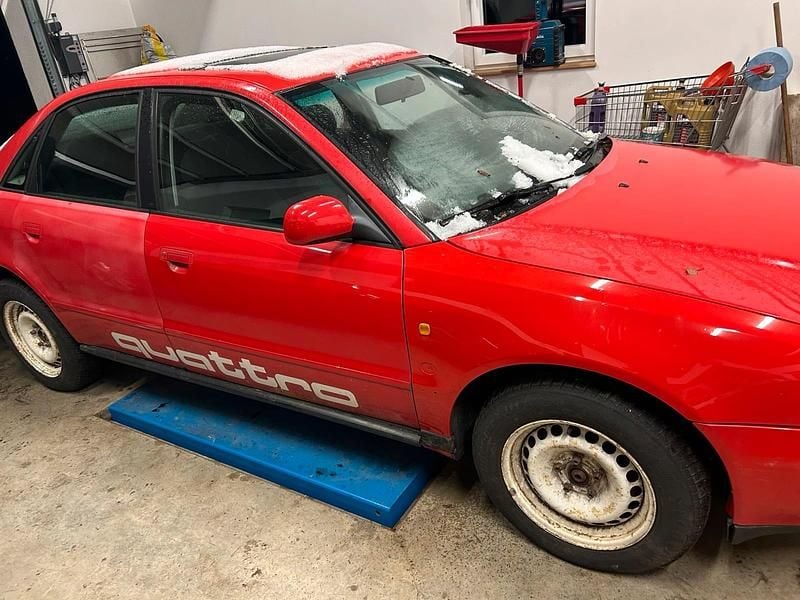 Usata Audi A4 1995 Rosso Berlina