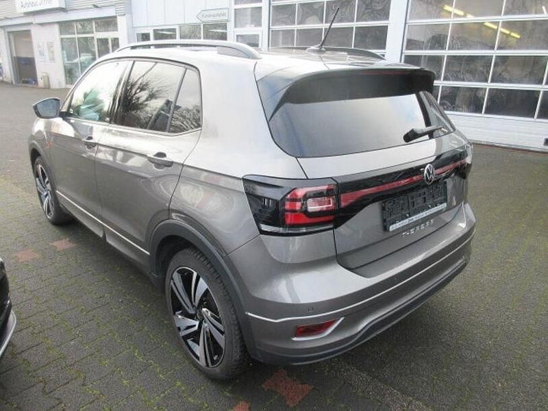 Gebraucht VW T-Cross Active 110 PS (80 kW) 2021 Limestone grey (metallic) SUV
