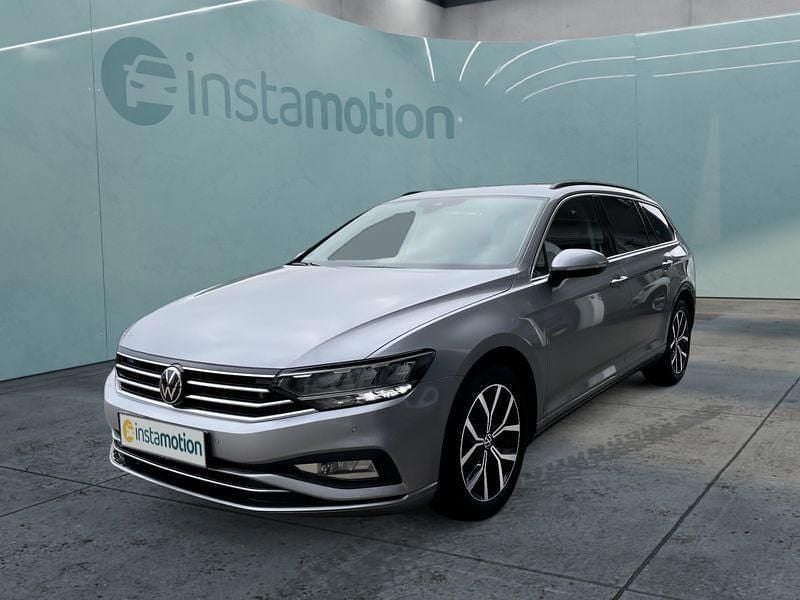 Silber Gebraucht 2024 VW Passat Kombi | 31.699 € (Fairer Preis) - Bild 1/4