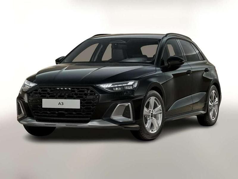Mythosschwarz metallic Neu 2025 Audi A3 SUV | 38.714 € (Superpreis) - Bild 1/4