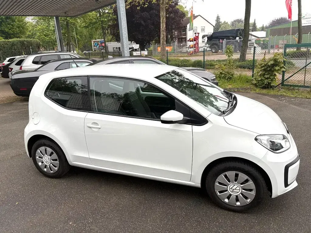 Gebraucht VW up! 65 PS (47 kW) 2021 Weiß Kleinwagen