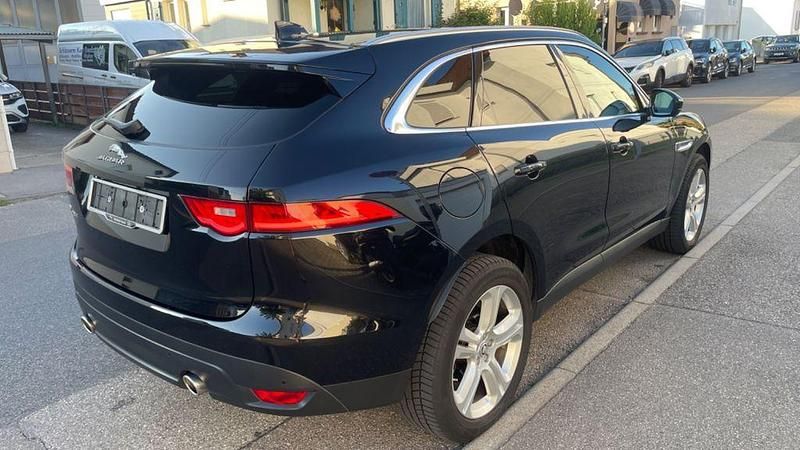 Gebraucht Jaguar F-Pace 300 PS (220 kW) 2017 Schwarz SUV