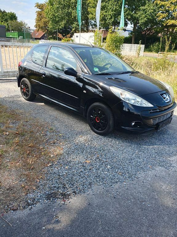 Schwarz Gebraucht 2010 Peugeot 206 Limousine | 2.500 € (Fairer Preis) - Bild 1/4