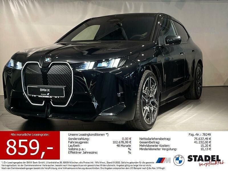 Neu BMW iX M Sport 300 kW (408 PS) 2025 Saphirschwarz metallic SUV