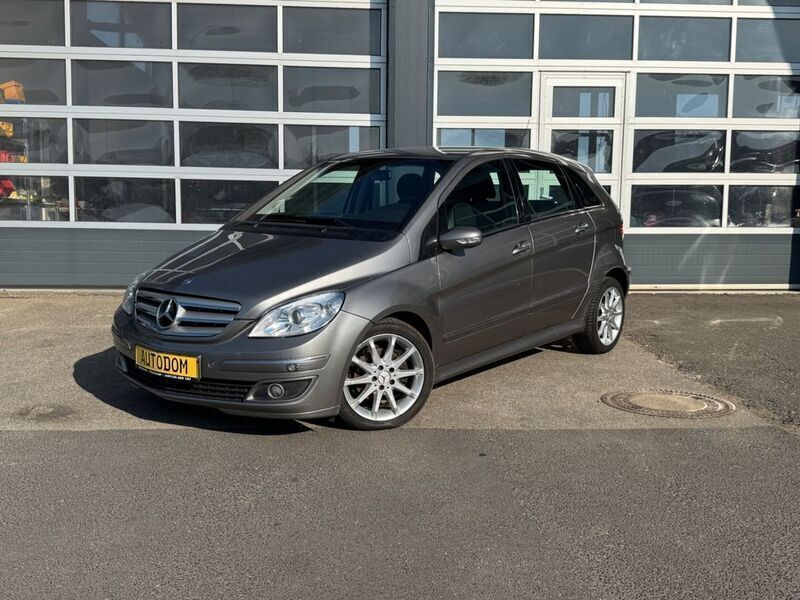 Gebraucht Mercedes B180 109 PS (80 kW) 2005 Grau Van / Kleinbus
