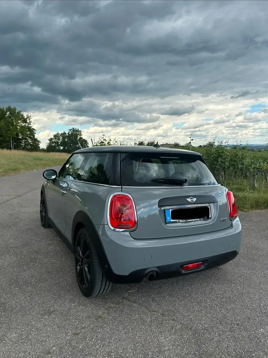 Gebraucht Mini Cooper 75 PS (55 kW) 2016 Grau Kleinwagen