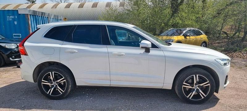 Gebraucht Volvo XC60 R-Design 303 PS (222 kW) 2019 Weiß SUV