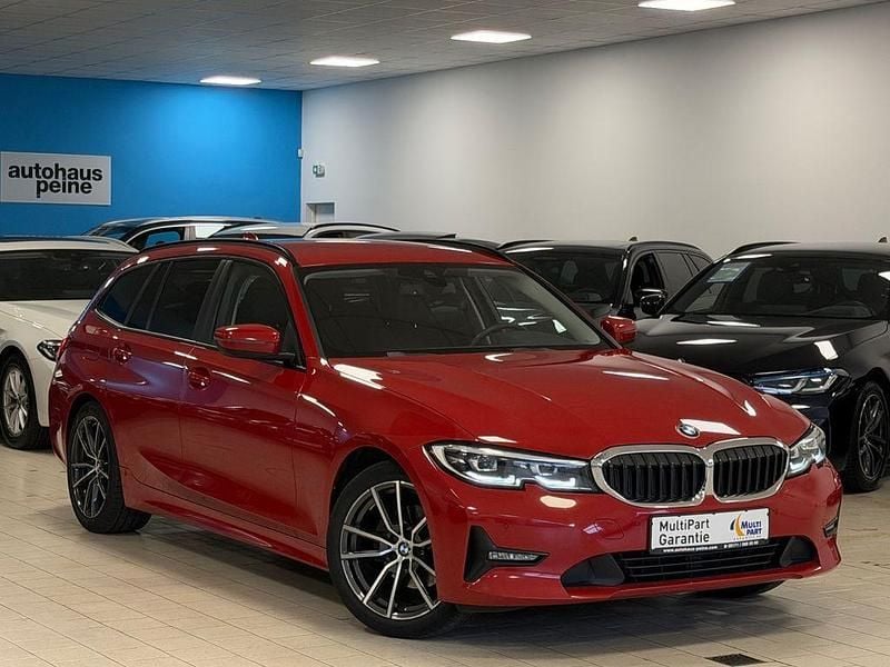 Gebraucht BMW 320 Performance 190 PS (139 kW) 2022 Rot Limousine