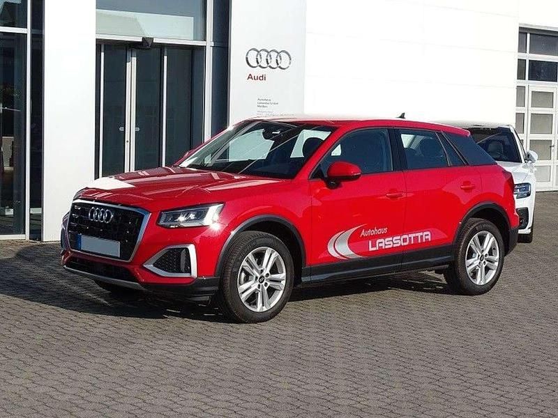 Gebraucht Audi Q2 Advanced Plus 150 PS (110 kW) 2024 Progressivrot metallic SUV